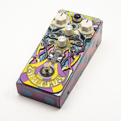 Abelha Tropical Fuzz • Custom Shop • 8-Beet Skull