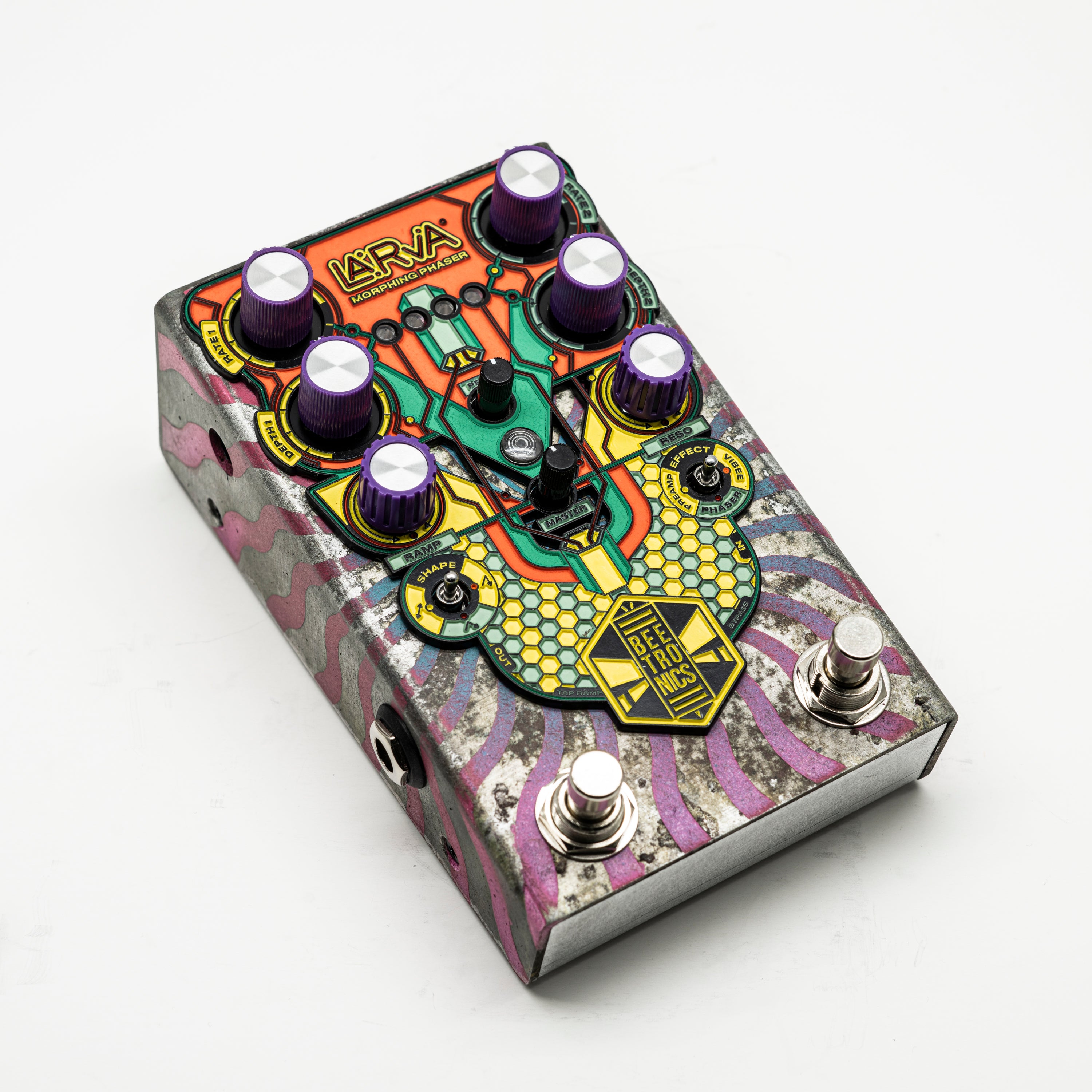 LARVA Morphing Phaser • Custom Shop • 0018