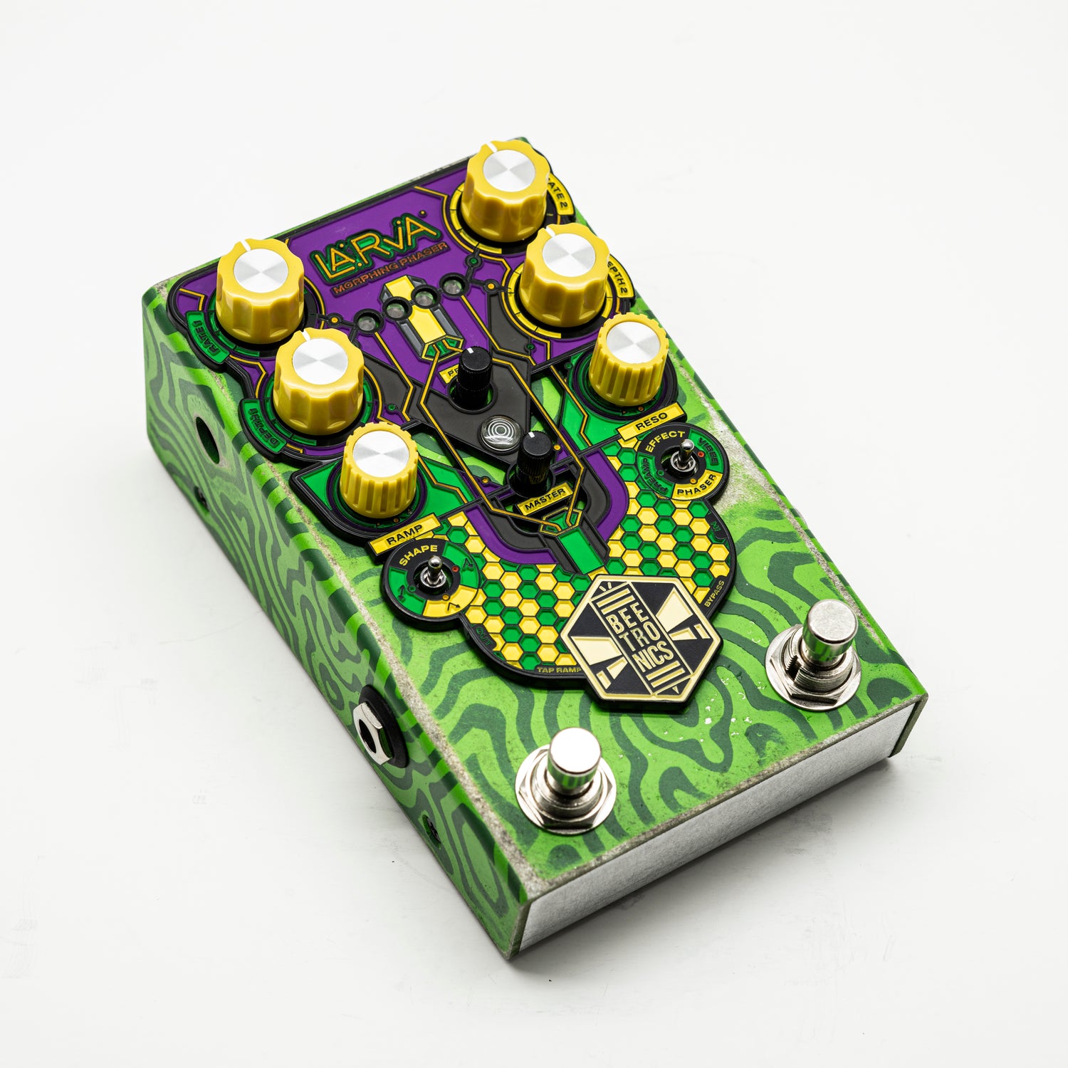 LARVA Morphing Phaser • Custom Shop • 0027