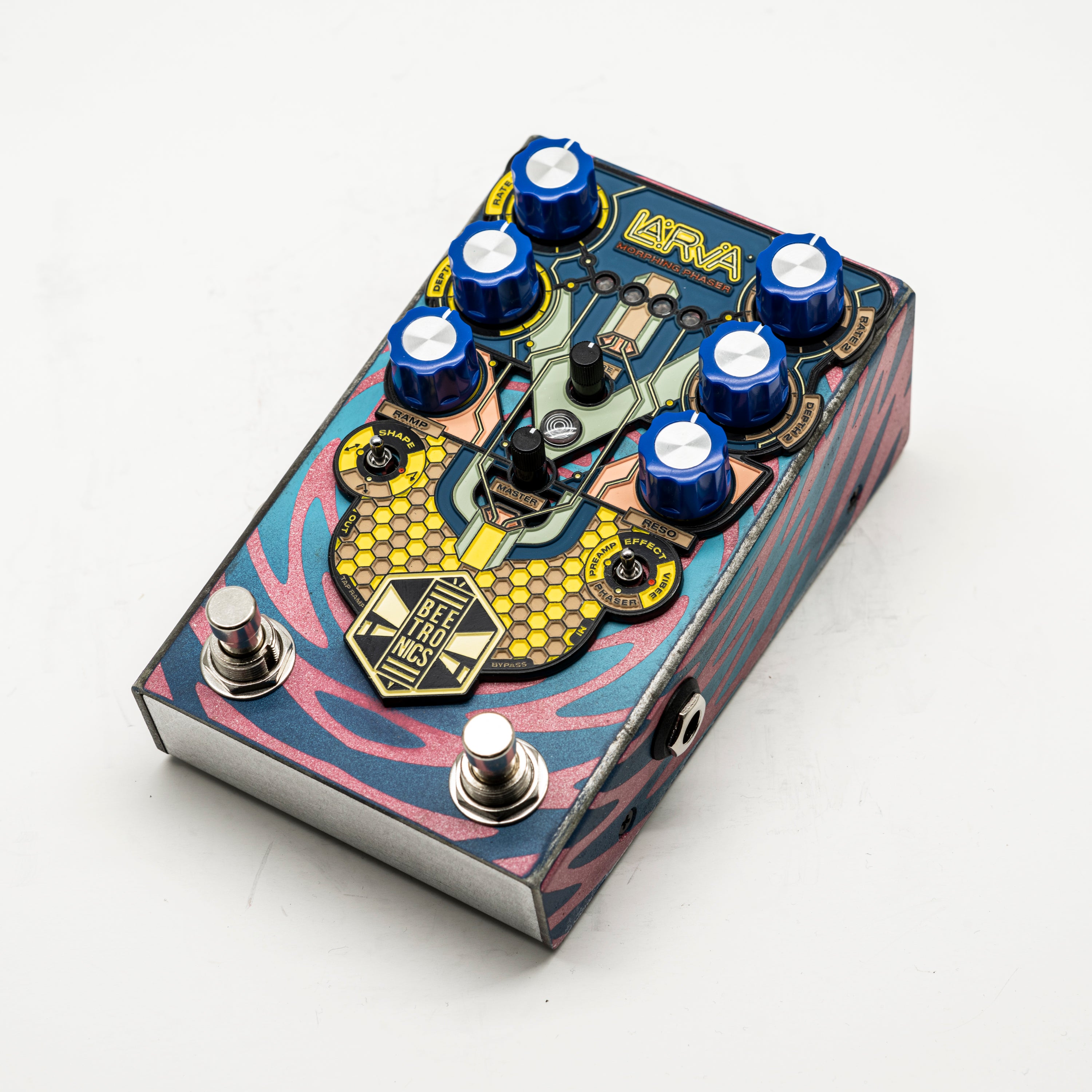 LARVA Morphing Phaser • Custom Shop • 0041