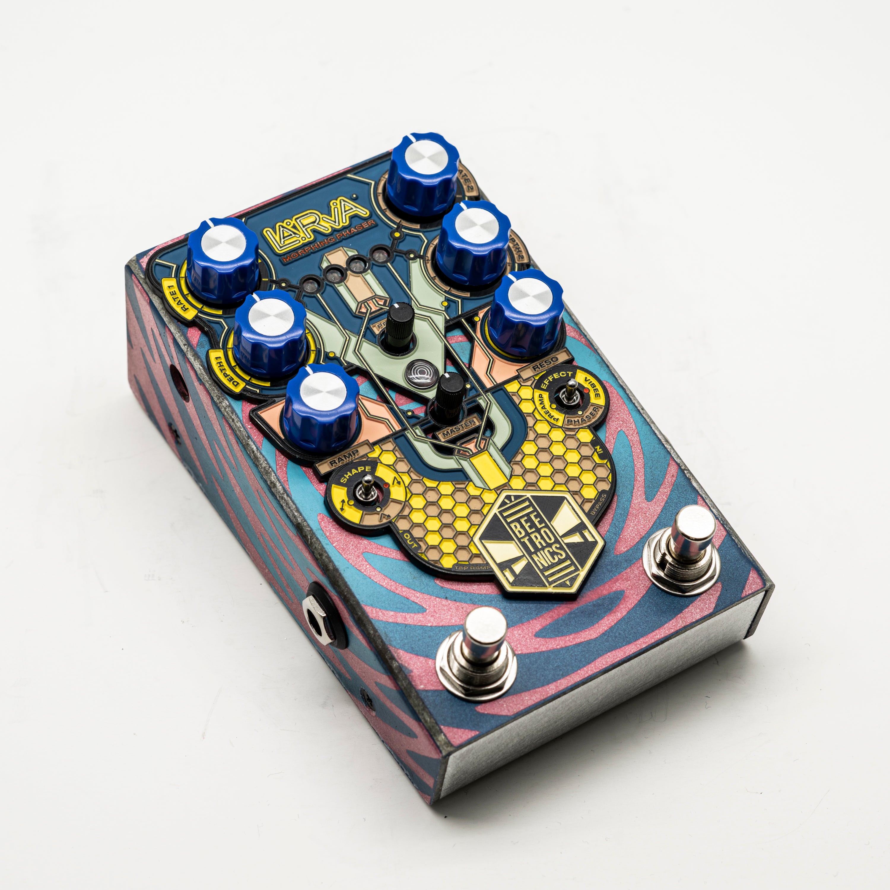 LARVA Morphing Phaser • Custom Shop • 0041